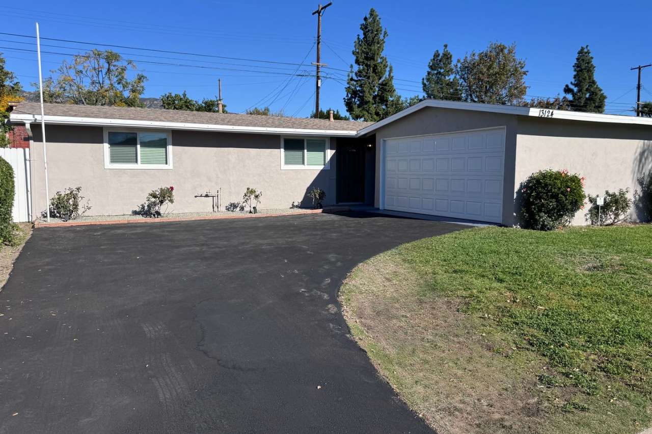 Remodeled 3 bedroom in Sylmar
