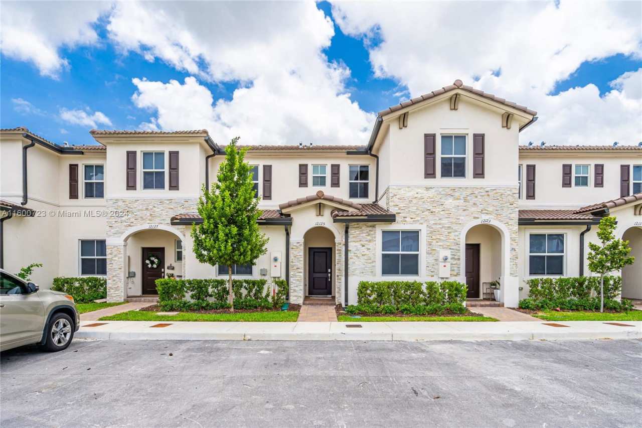 12125 Northwest 23rd Court