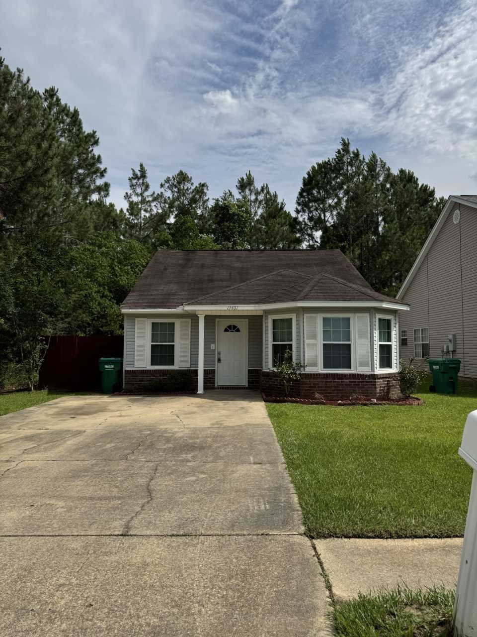 13401 Warren Drive