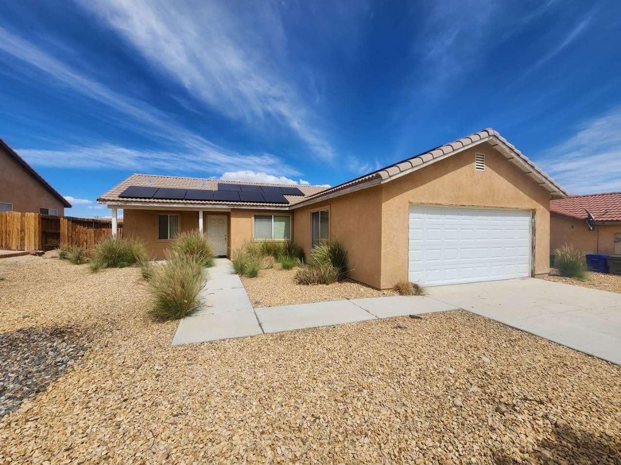 **Move In Special $200 Off 1st Month's Rent***Beautiful Home in Desert Vista Community w/ Solar
