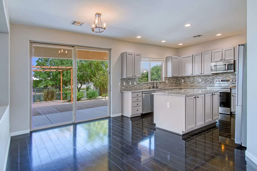 938 East Indian Wells Place