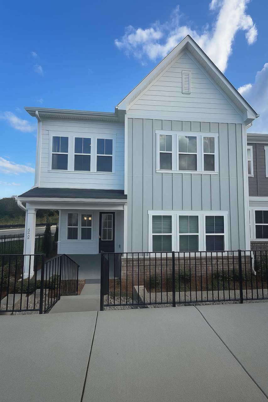 8903 Nettleton Avenue