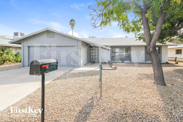 5227 West Hearn Road