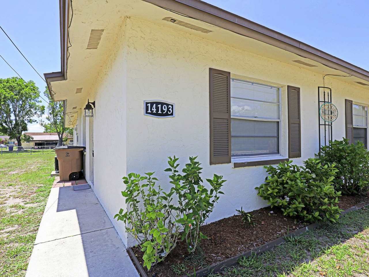 Duplex Fort Myers 14193