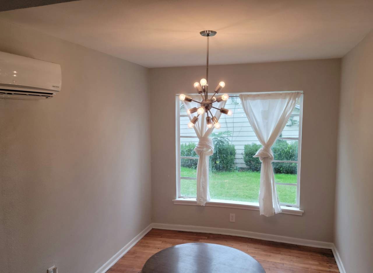 1528 Steves Avenue - 1