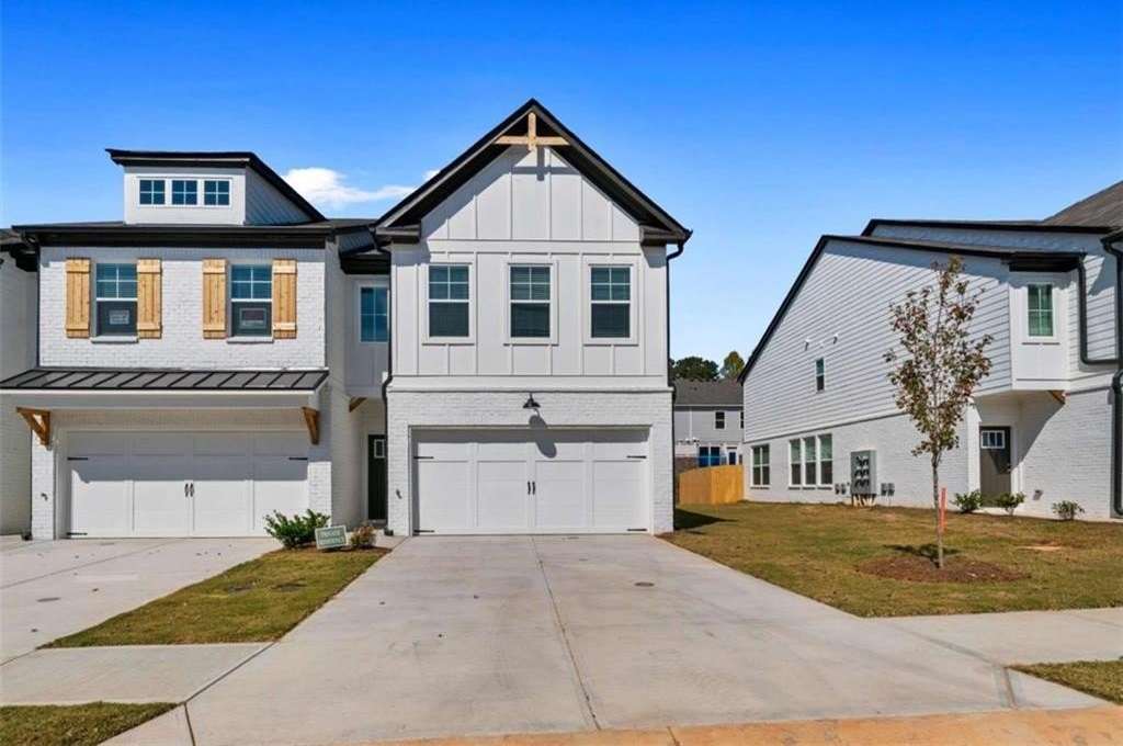 61 Auburn Woods Drive