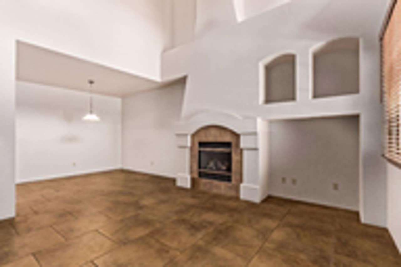 630 E. Harvill Dr. Unit #108