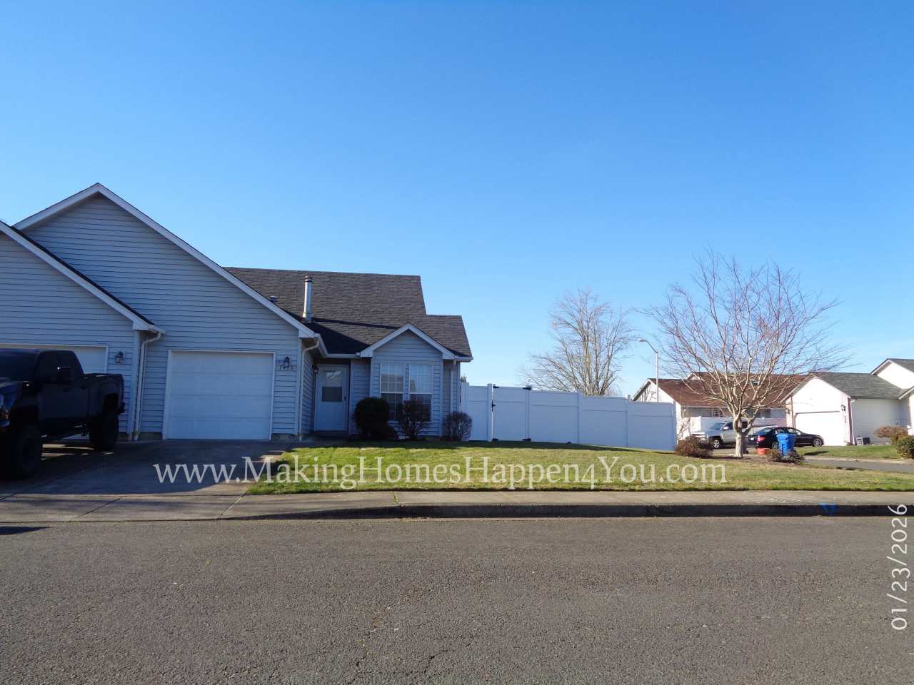 7475 Parkplace Dr NE - 1