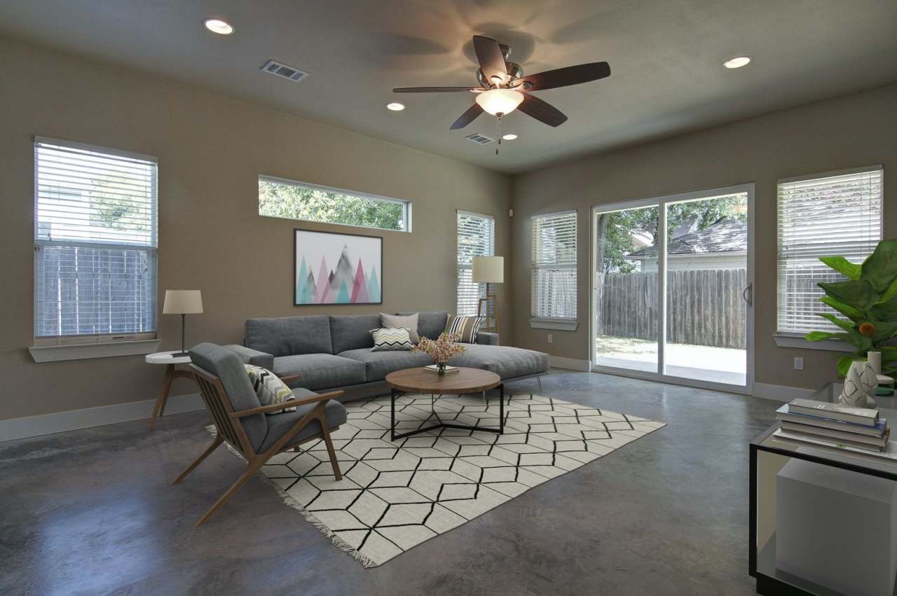 UT PRE-LEASE: 2013 Completely Remodeled 6 bed / 3 bath North Campus Home