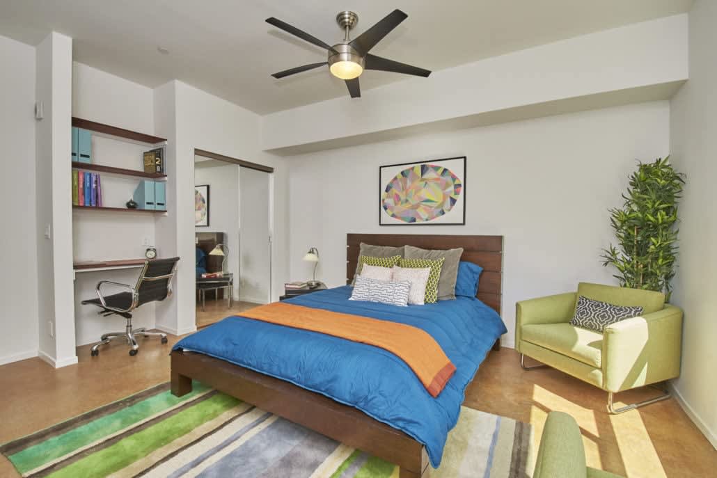 2510 West Temple Street