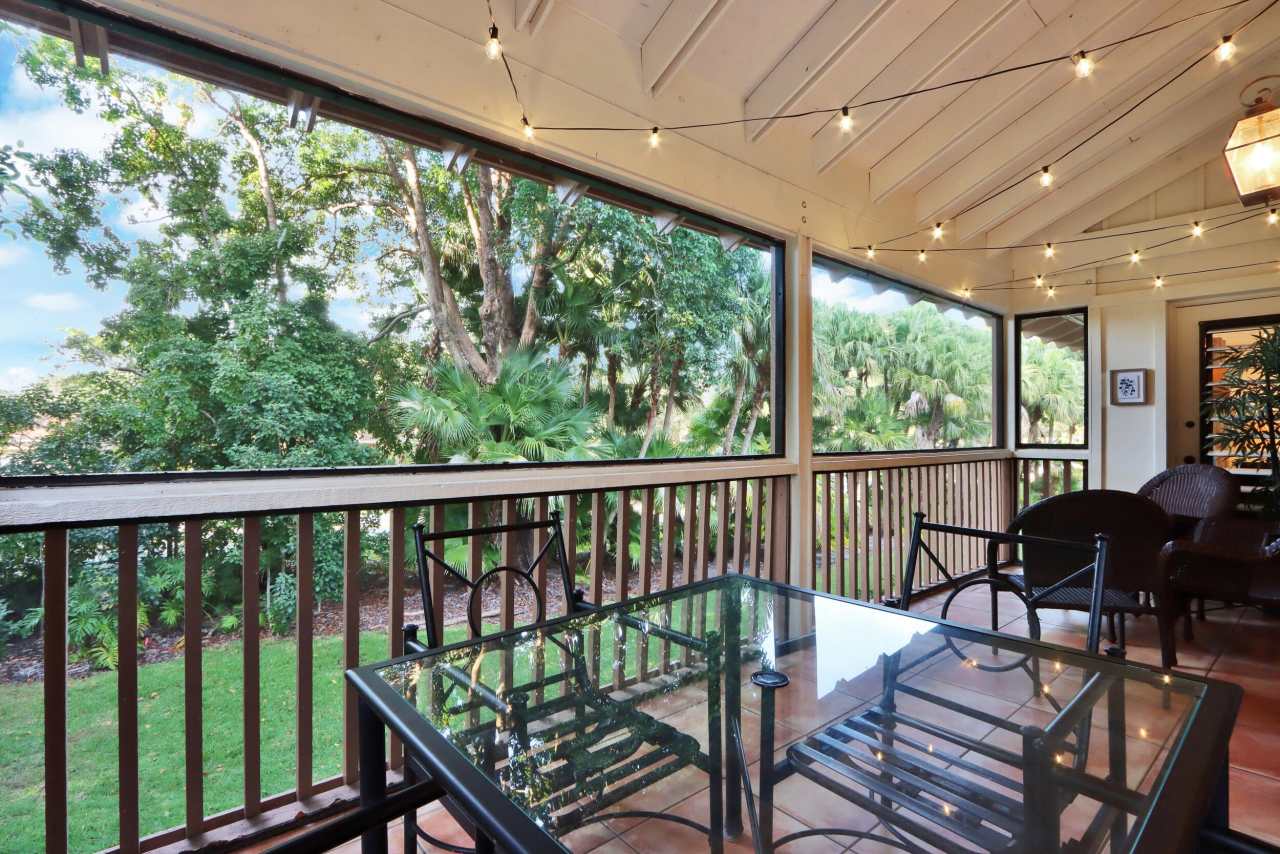 110 Brackenwood Road