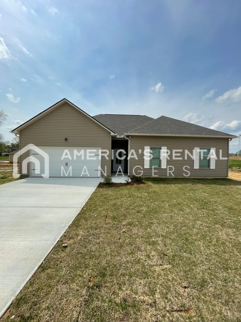Home for Rent in Eva, AL!! Available to View Now!!!