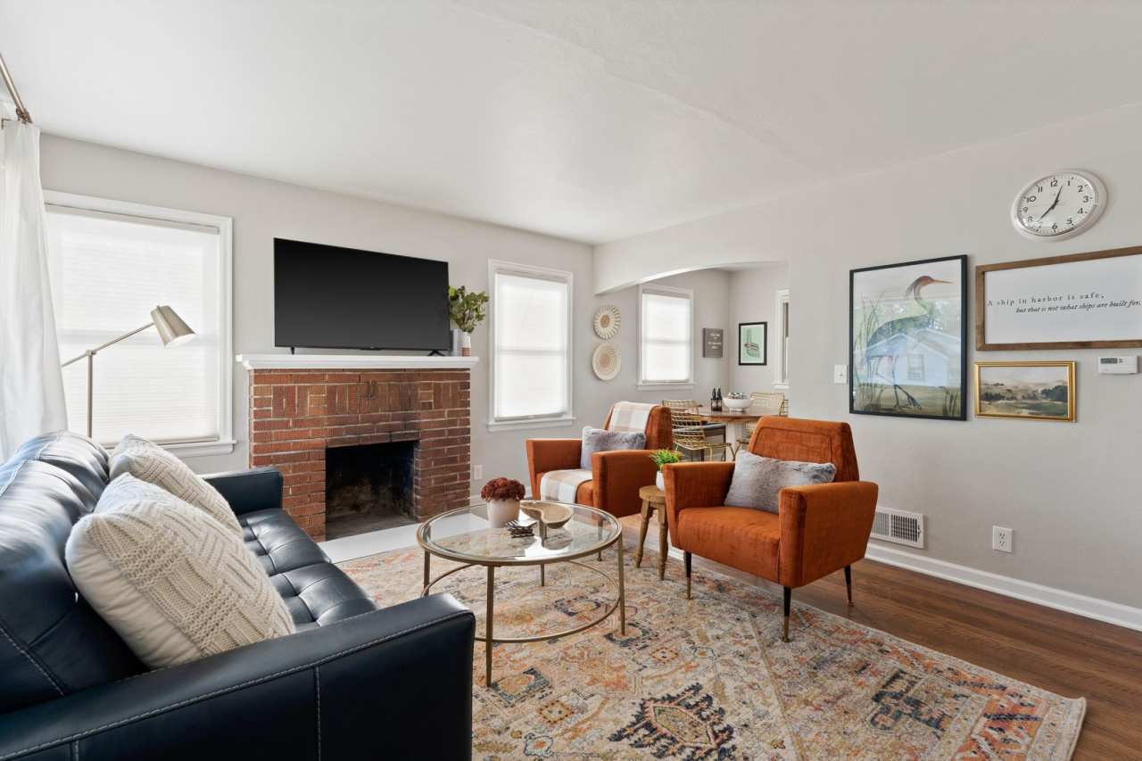 The Garland Bleu 3 bedroom home (Furnished)