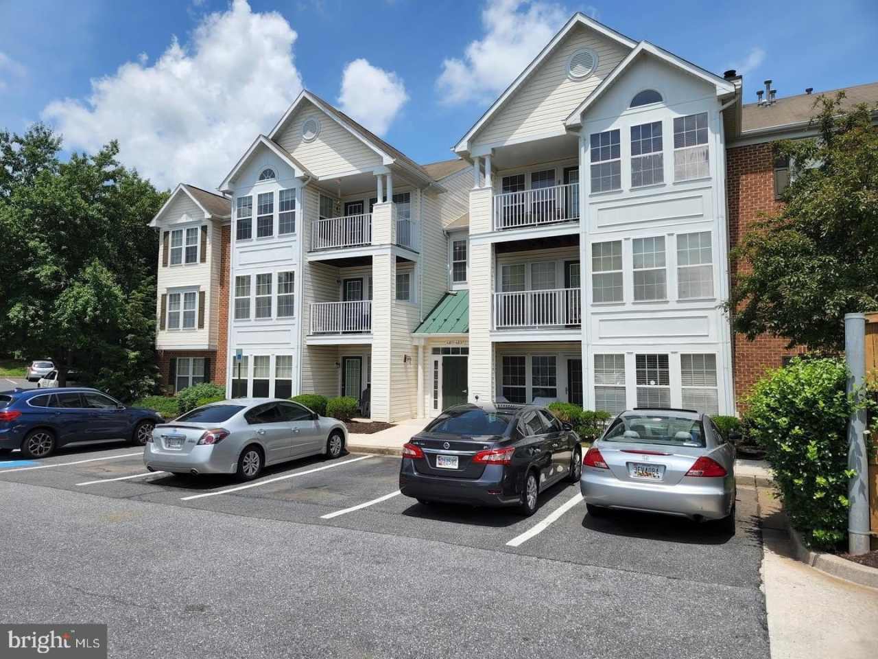 4823 SHELLBARK Road unit: 4823