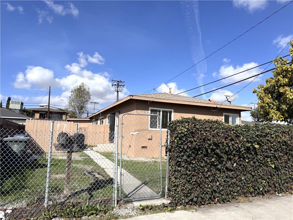 20413 Raymond Avenue