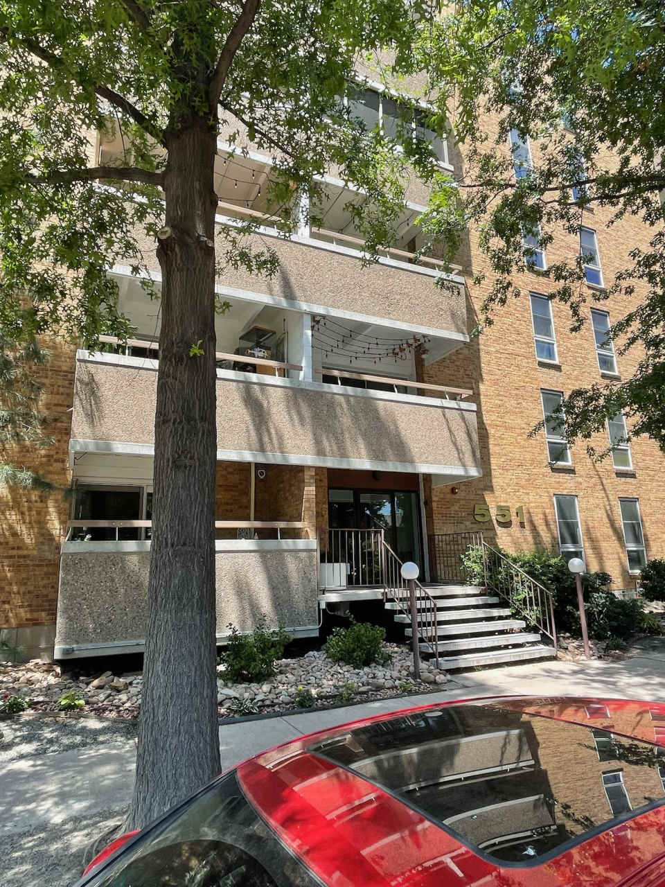 551 N Pearl St Apt 106