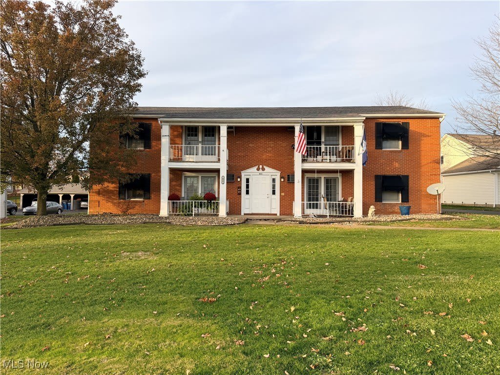 806 Kentwood Drive unit: 3