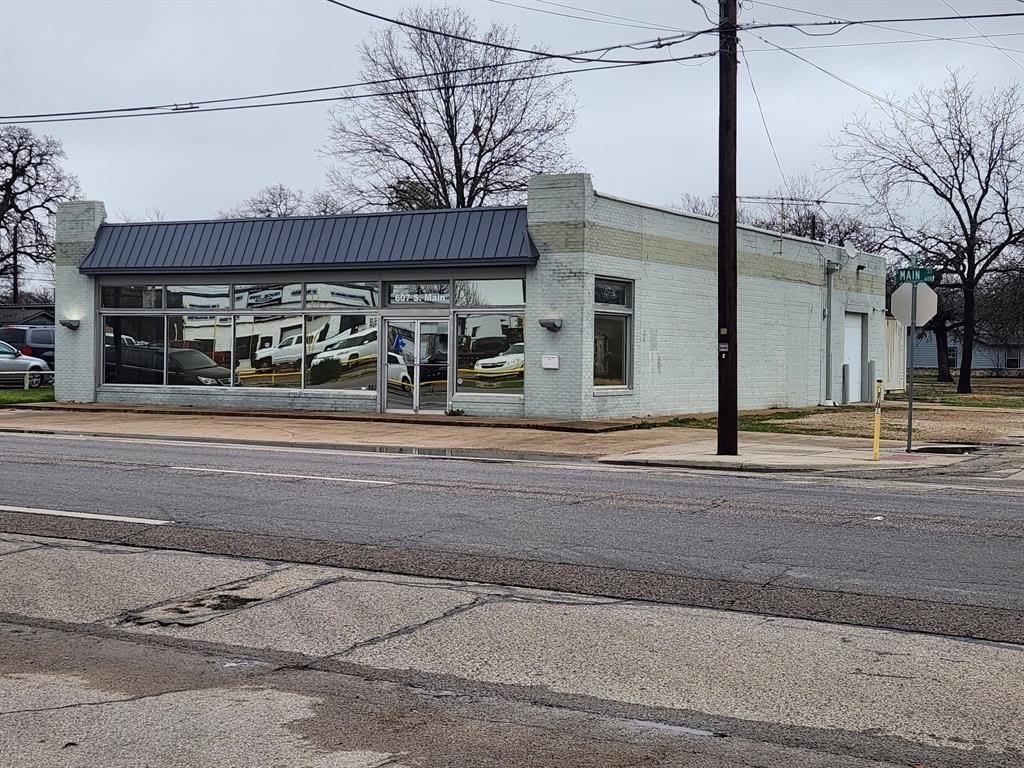 607 S Main Street