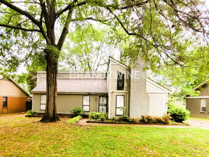 4329 Crescent Park Drive