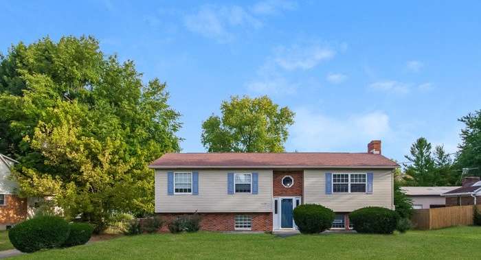 6228 South Lakeview Drive