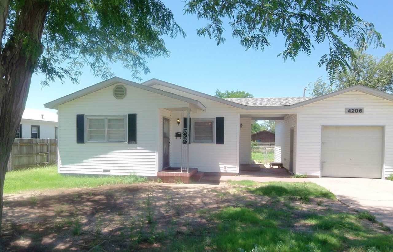 4206 Crockett St