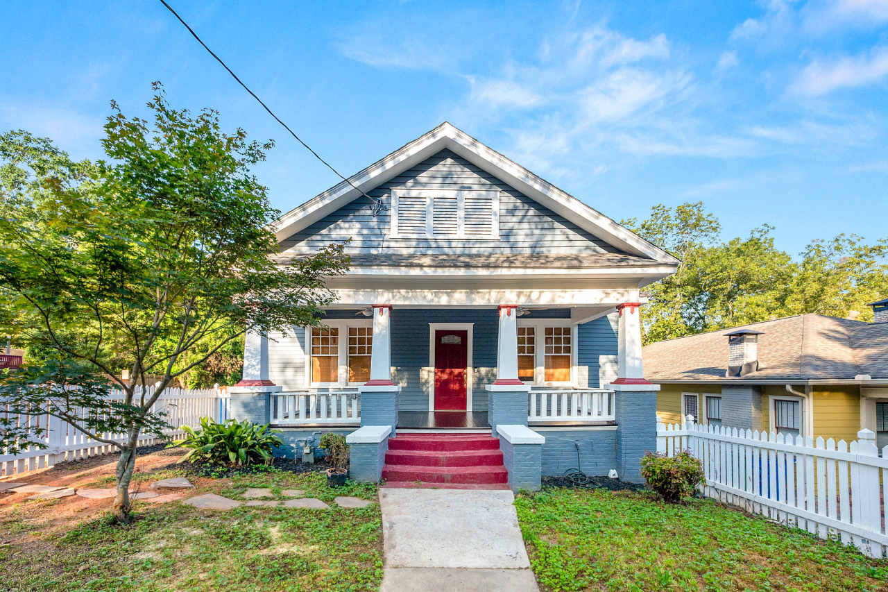 139 East Lake Terrace Southeast