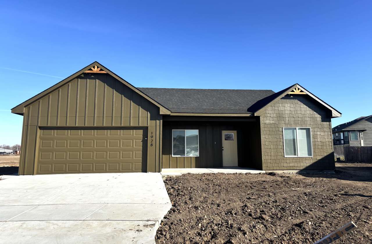 1928 E Village Estates Dr