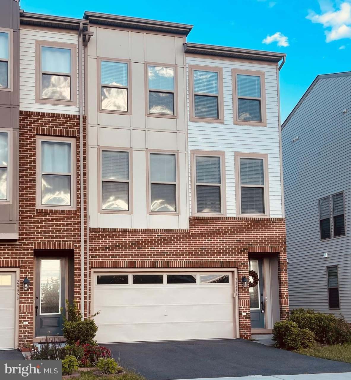 24456 HAWTHORN THICKET TERRACE