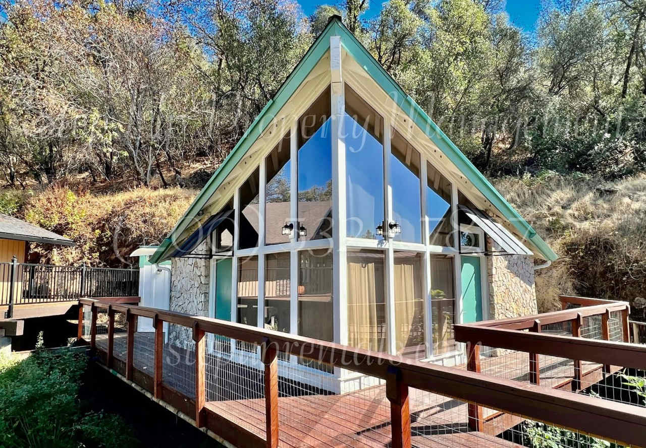 Unique Diamond Find In The Heart Of Historic Downtown Sonora!!!