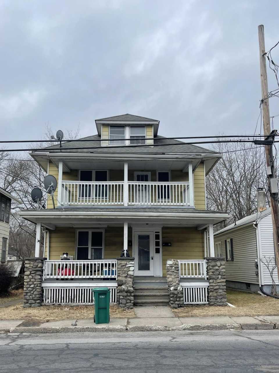 551 N Courtland Street unit: 2