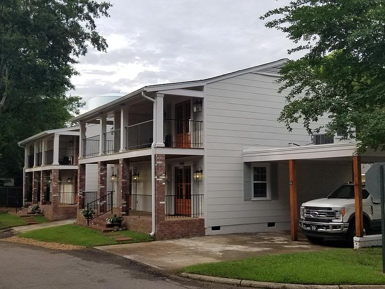 417 1st Street South