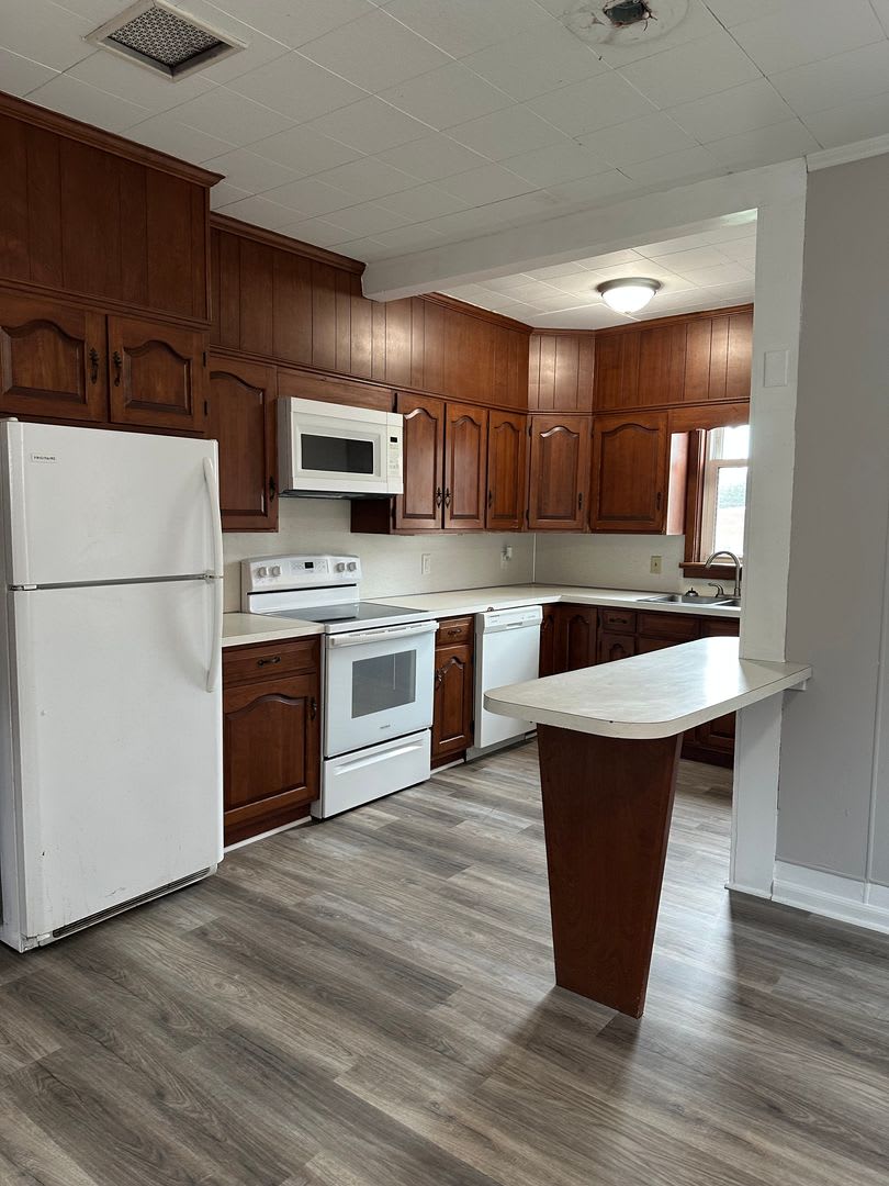 Elizabethtown 3 Bedroom 1.5 bathroom