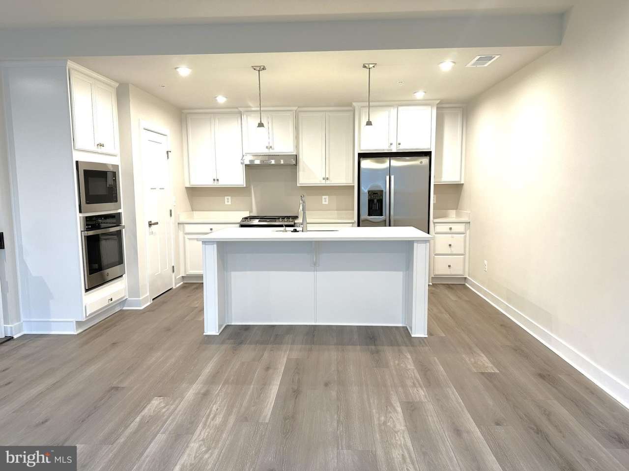 24165 PISSARRO DRIVE