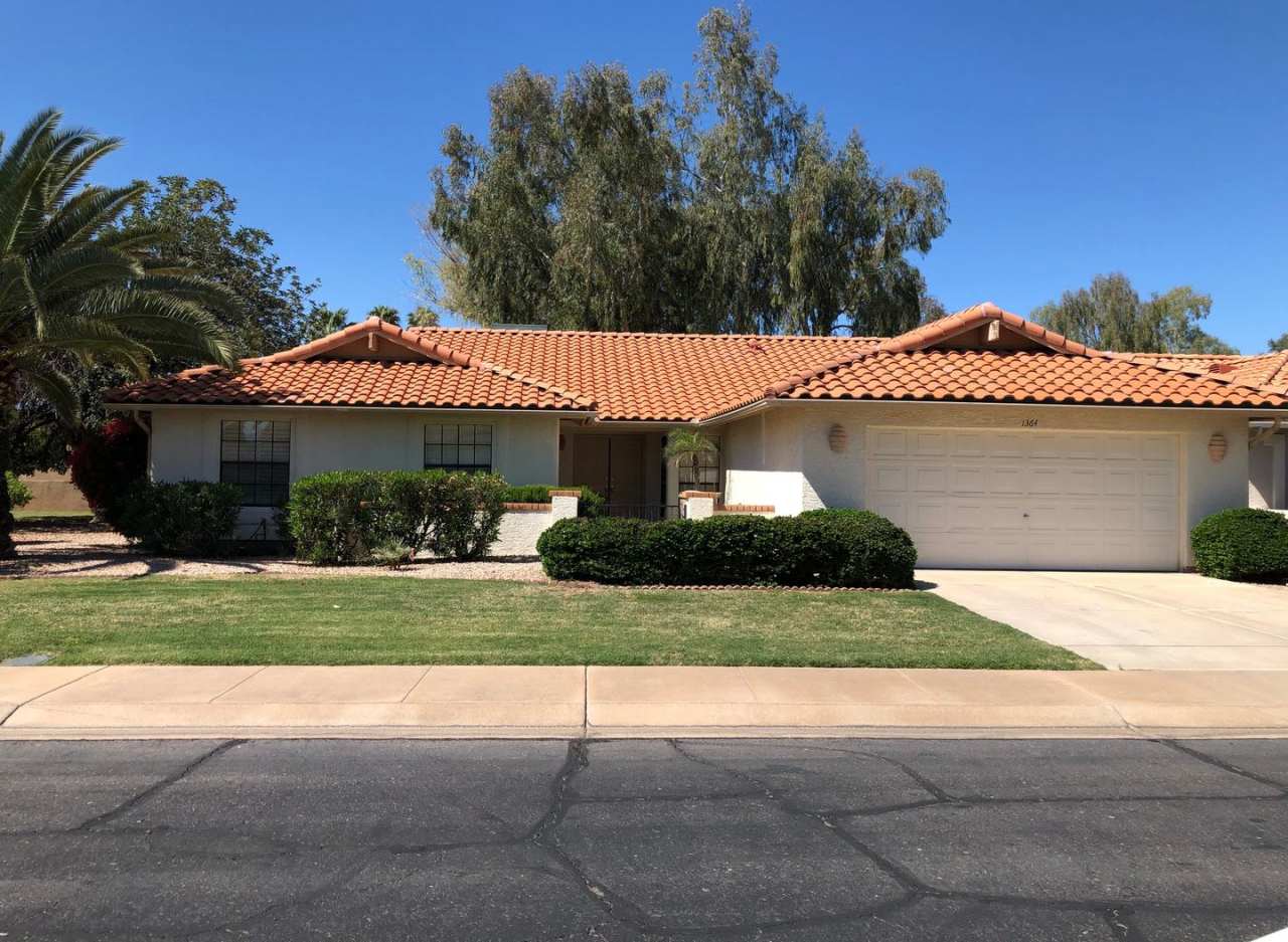 Amazing Golf Course Home in 45+ Active Adult Resort Community!!! Available for April 16, 2025 through October 2025!