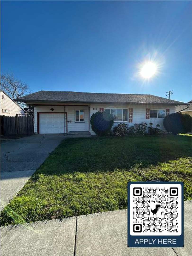 **Move-In Special! Get $600 off on Second Month’s Rent!**Charming Newly Remodeled Home in the Heart of Fairfield!