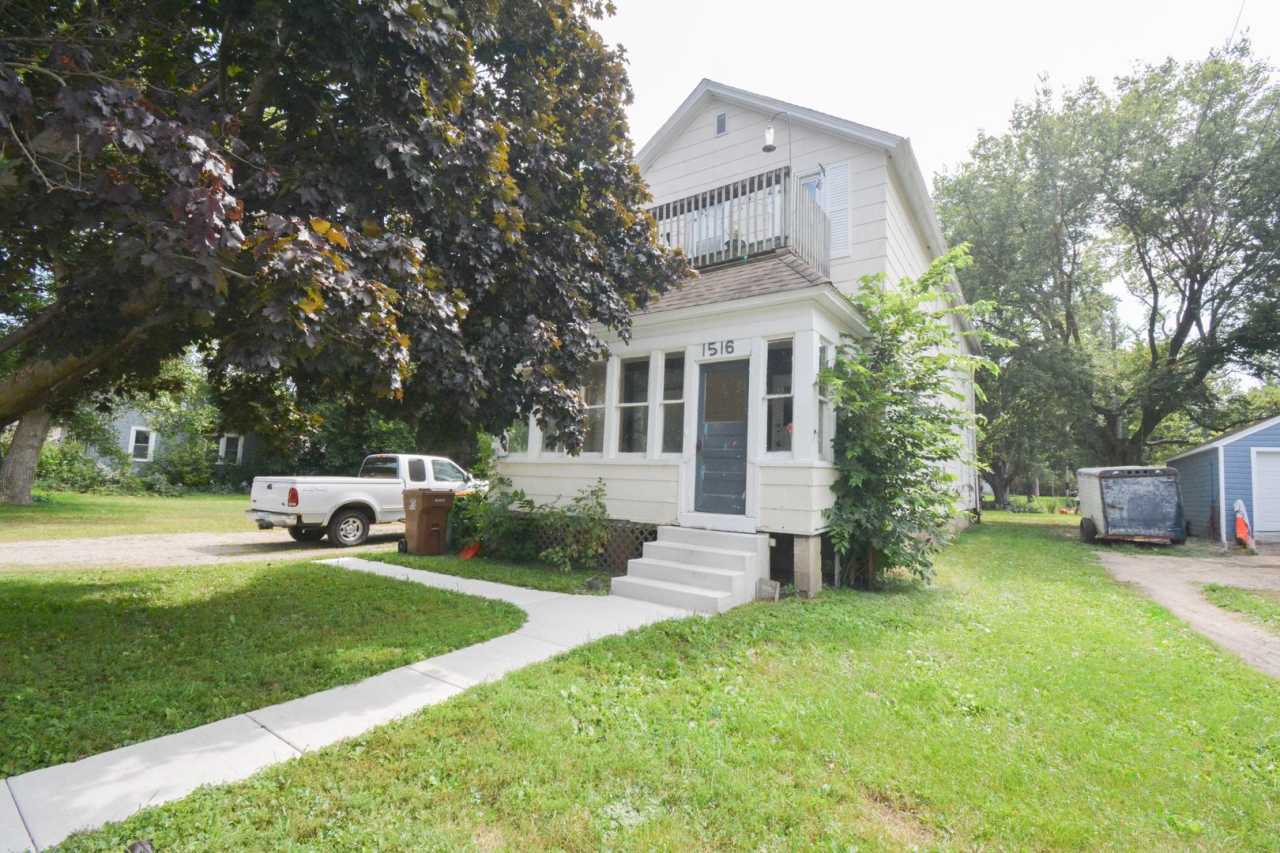 1516/1520 E Hawthorne Ave