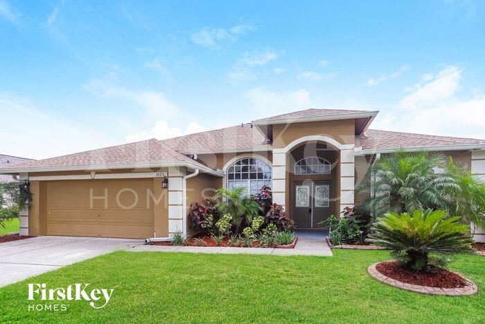 1825 Vista River Drive