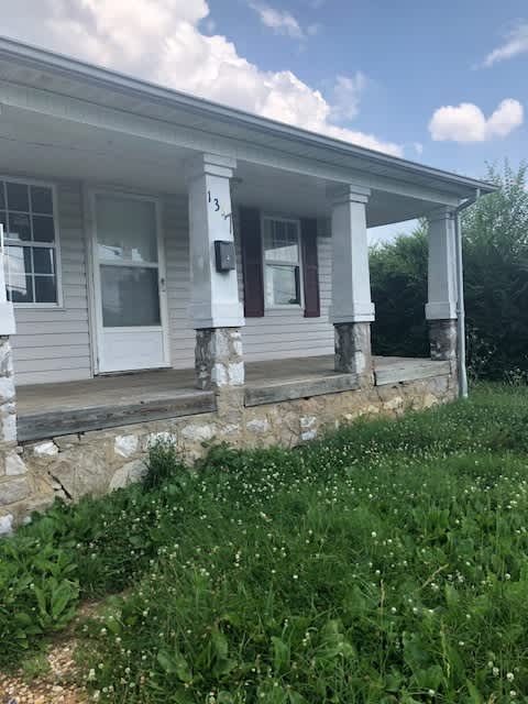 1337 Fairview Avenue