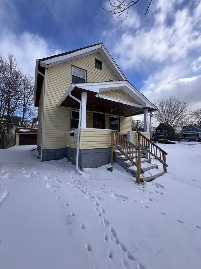 SECTION 8 WELCOME – Charming 3-Bedroom with Modern Upgrades!