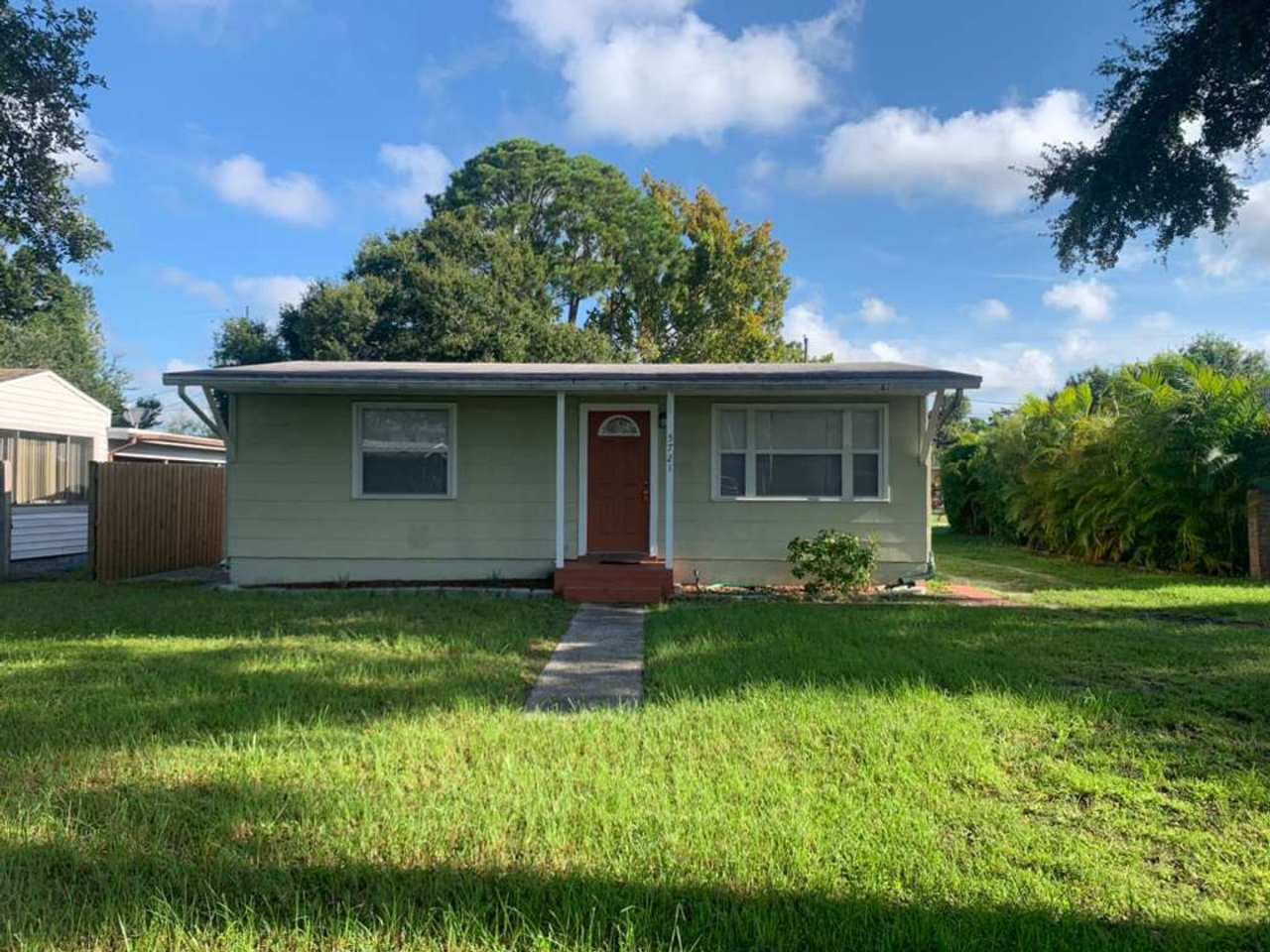 Updated 2 Bedroom 1 Bath in Central Gulfport