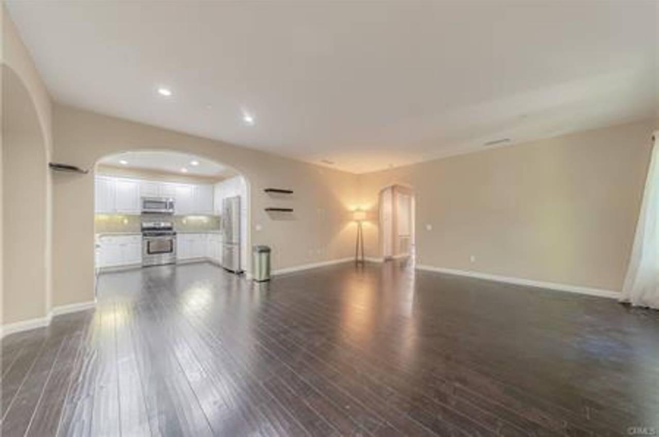 Upgraded 2 bedroom plus 2 bath condominium in Anaheim