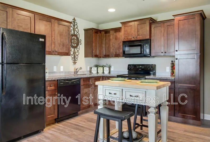 10510 Clubhouse Dr