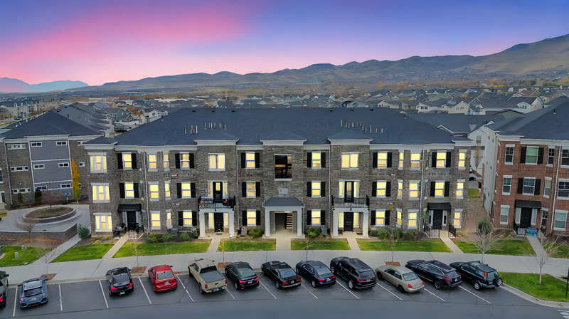 5208 West Cannavale Lane