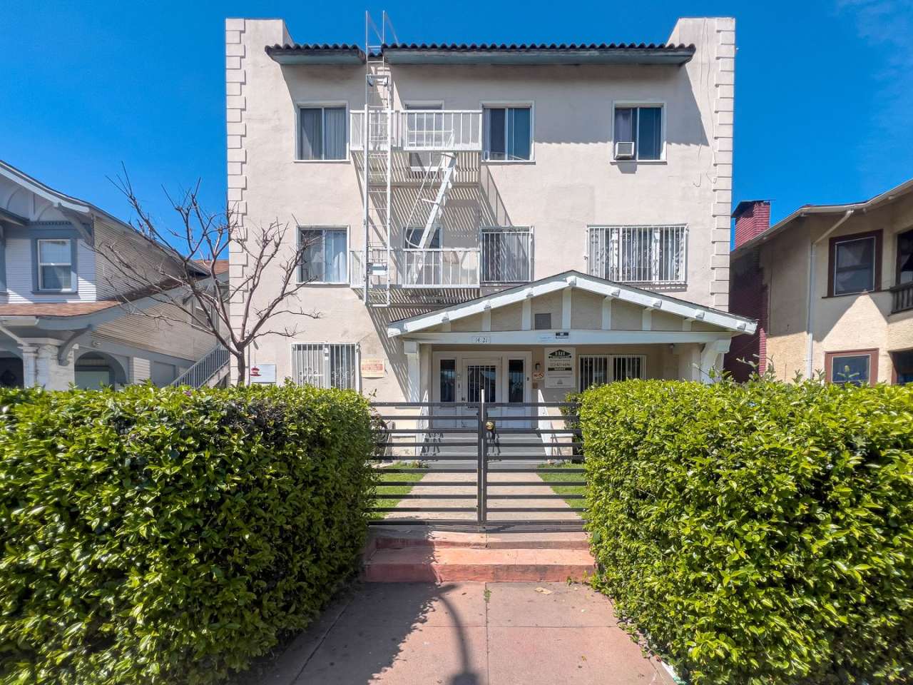 1421 S Westmoreland Ave