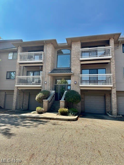3800 Rosemont Boulevard unit: 113A