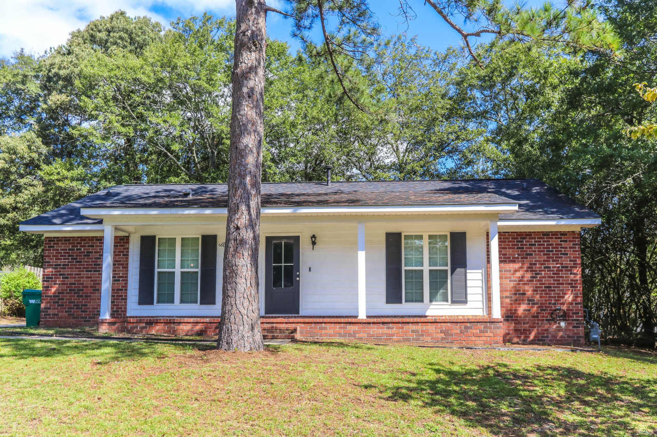 913 N Willowick Drive