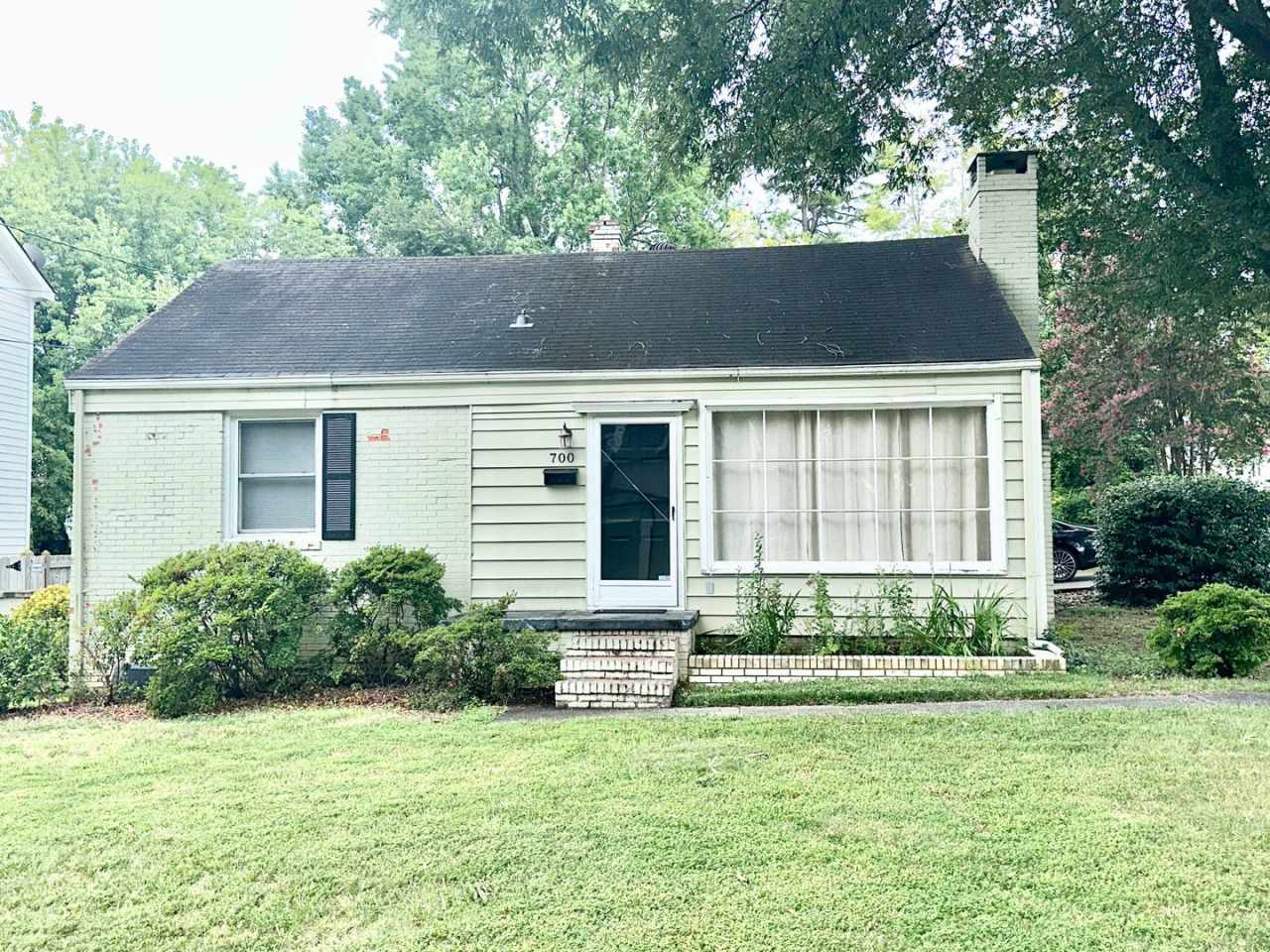 Cute as can be Bungalow