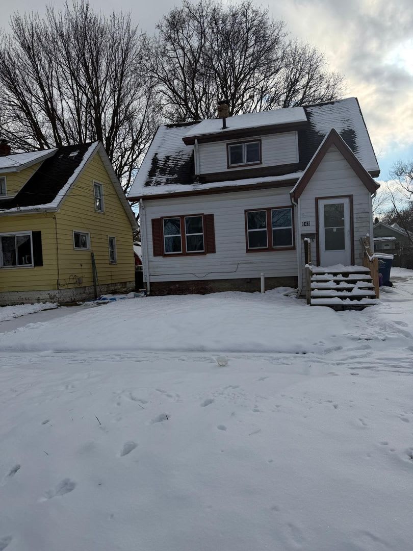 3 bedroom Home Lower credit scores accepted with proof of income!!