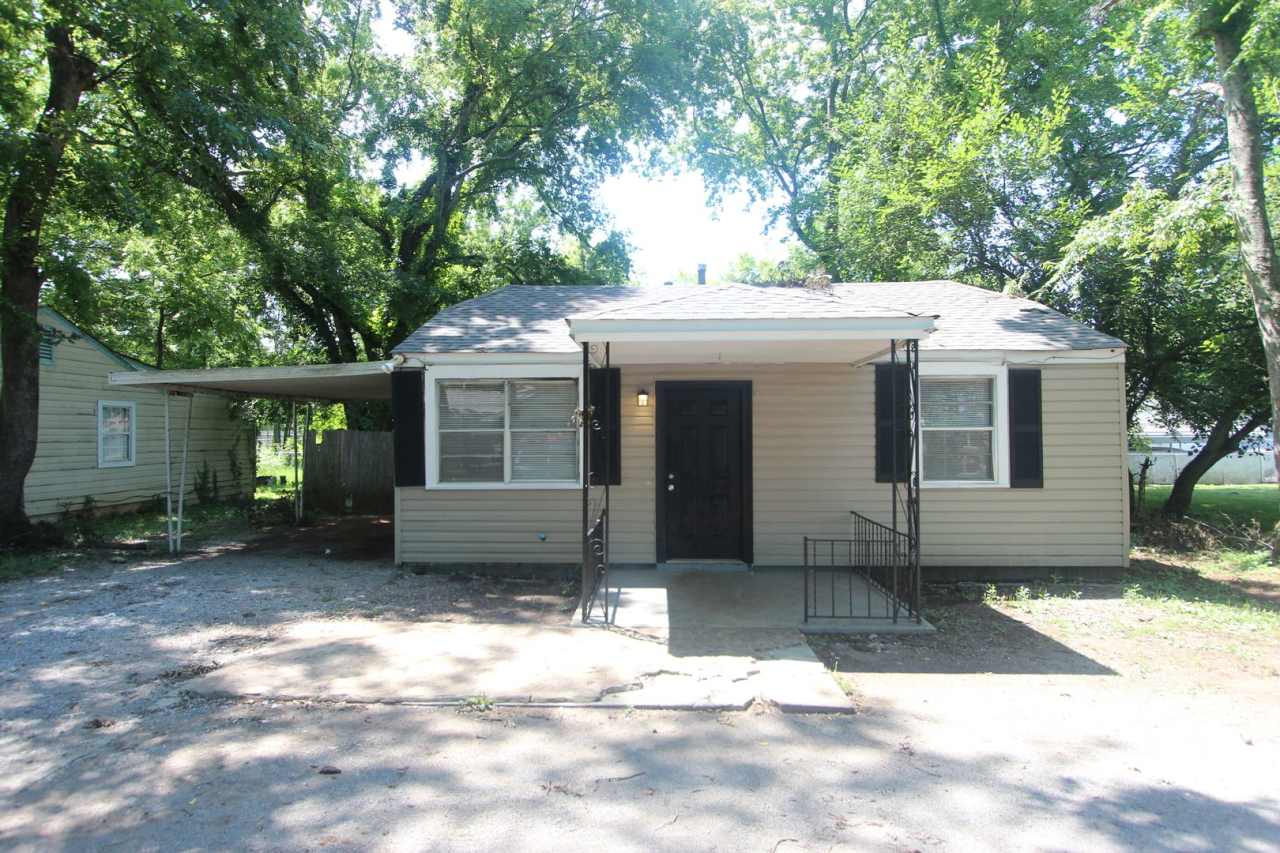 New On The Market! Fresh Updates!!