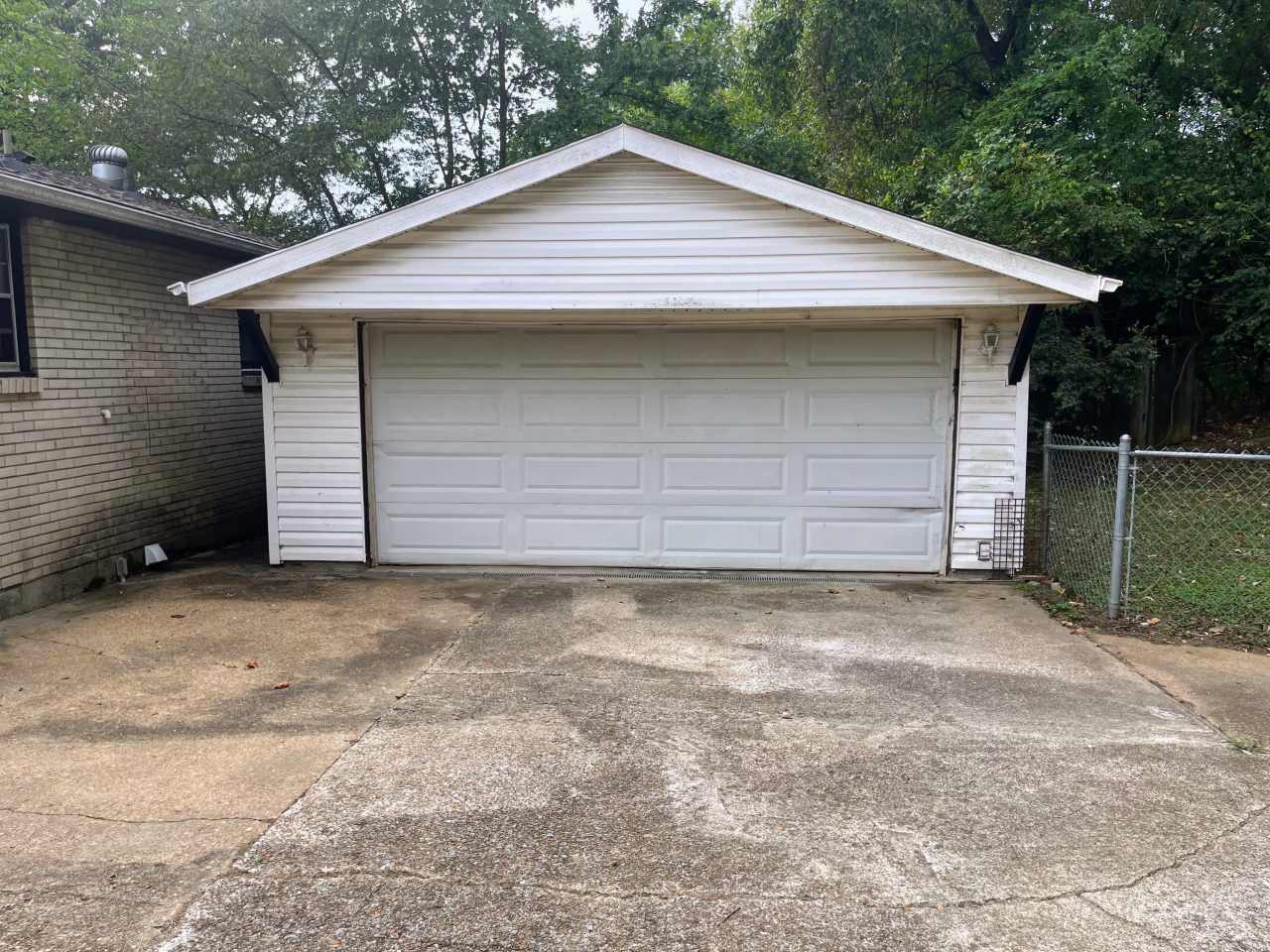 1460 Snell Boulevard